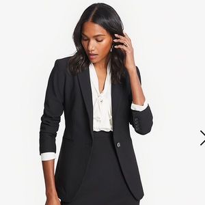 Ann Taylor Long One Button Blazer sz 8